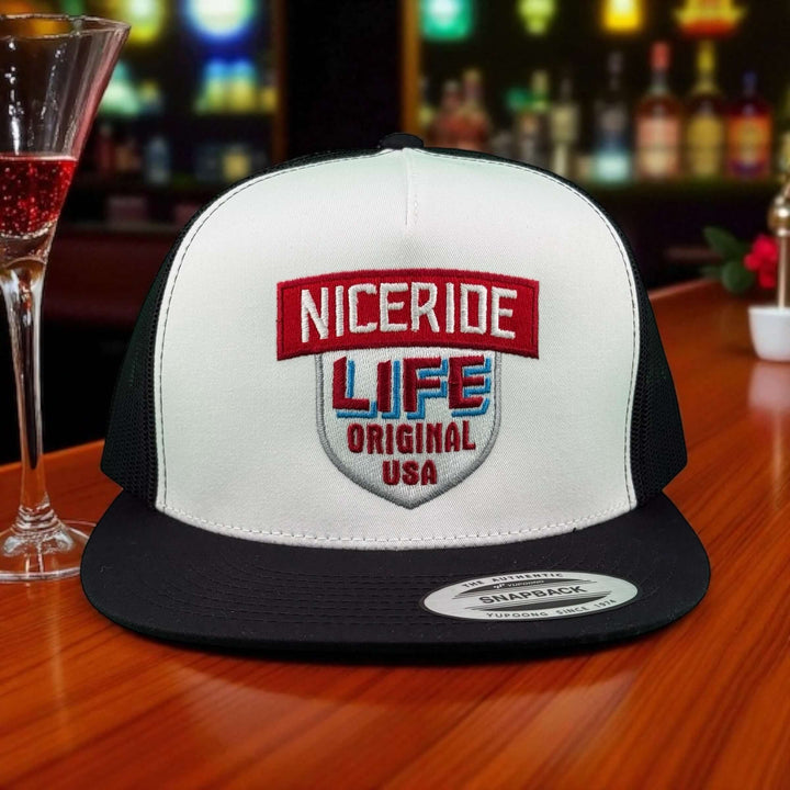 Lifestyle apparel