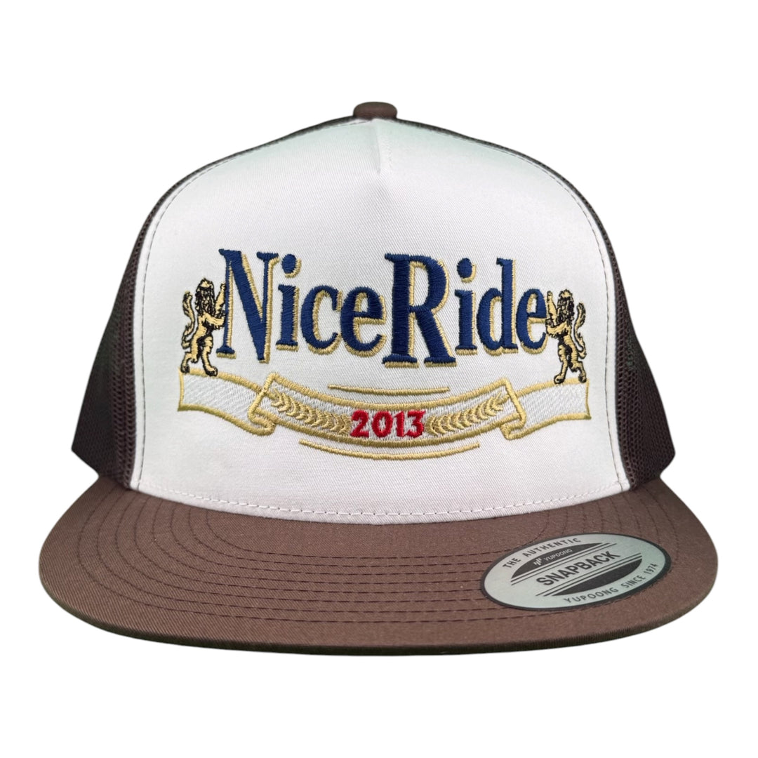 "Del Oro" Unisex Adjustable Trucker Hat