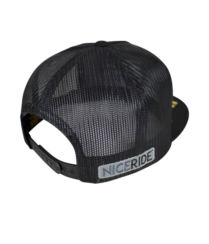 Back view of NICERIDE&