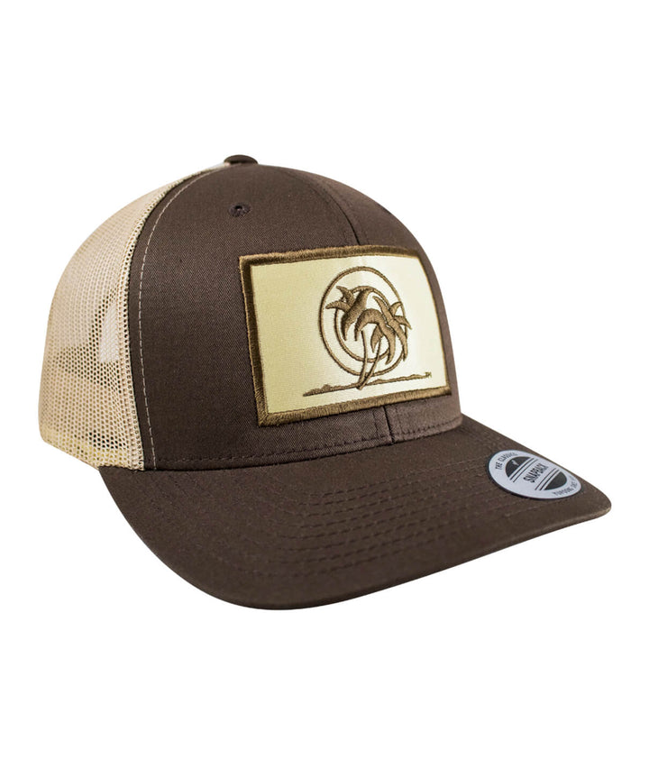 Classic Palm Patch Retro Trucker Hat featuring stenciled palm patch, perfect for outdoor enthusiasts and casual wear.
