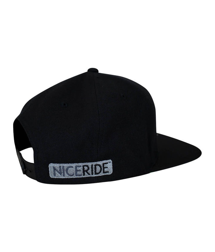Back view of NICERIDE &
