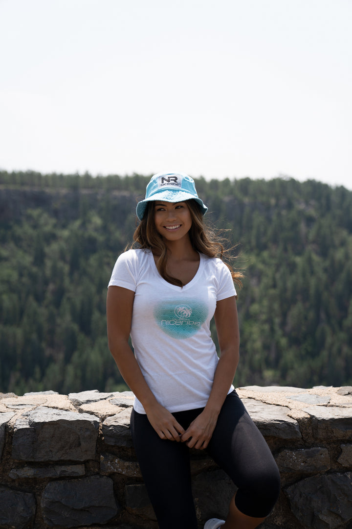 Good Vibes - Next Level Women&